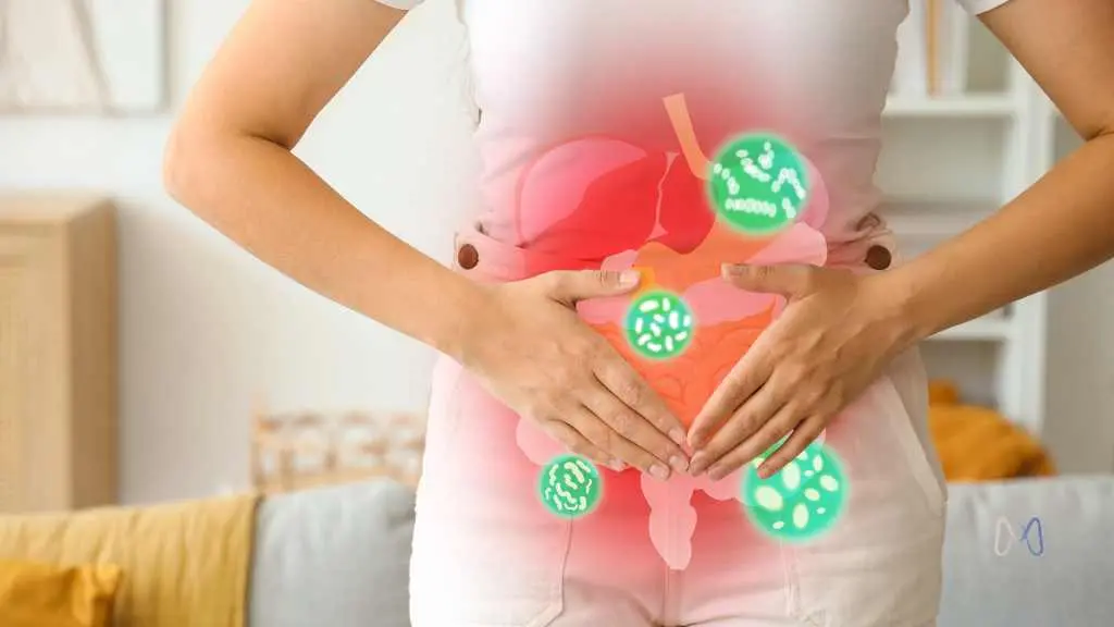 Dor para evacuar durante a menstruação: por que esse sintoma costuma ser interpretado da forma errada